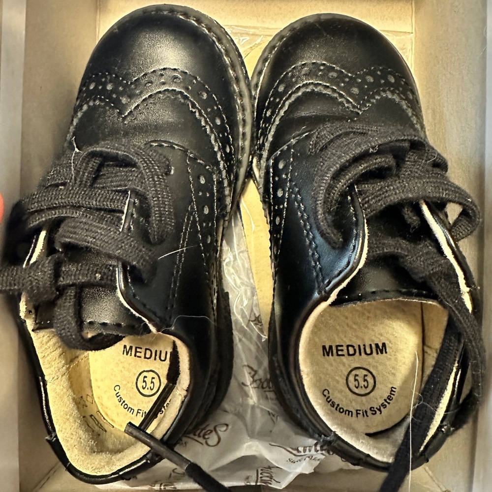 FootMates Logan Black Dress Shoes for Kids